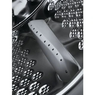 Lave-linge hublot Aeg LFR8W8140BI