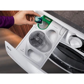 Lave-linge hublot Aeg LFR731611V